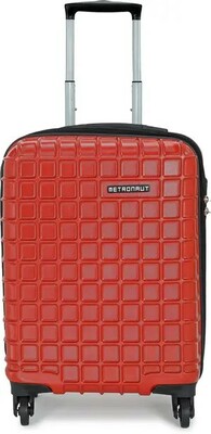 84% off on Metronaut Suitcases (Set of 3) @ Starting ₹3099