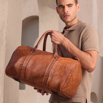 Lifelong Leatherette Stylish & Spacious Weekender Duffle Gym Bag | Stylish Travel Bag for Men & Women | Spacious Overnight Bag with Zip Pocket | Padded Handles | Carry-On Friendly (Tan)