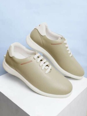 Up to 78% Off on Duke Shoes 