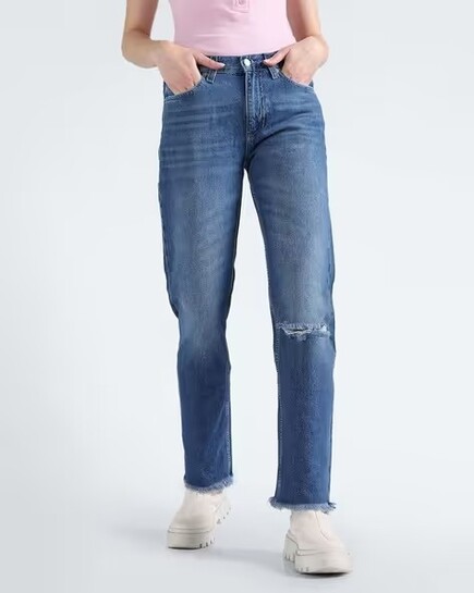 Upto 58% Off On Calvin Klein Jeans