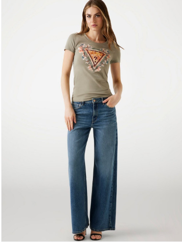 Upto 40% Off on Guess Clothing