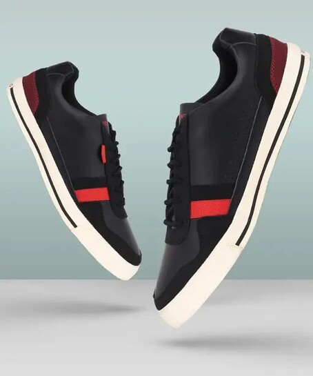 Upto 70% off on Woodland Men’s Casual Shoes