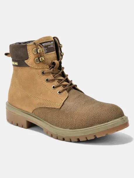 Upto 62% off on Woodland Men’s Casual Shoes