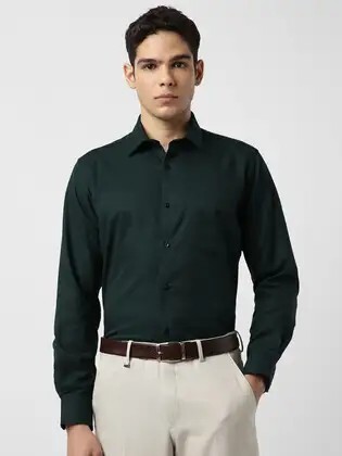 Van Heusen - Up To 53% Off on Formal Shirts for Men 