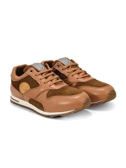 Woodland Shoes Upto 75% Off