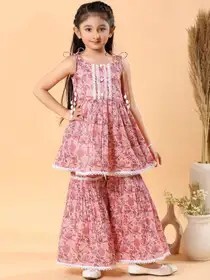 Upto 80% off on Girls Printed Kurti Sets Starts ₹347 - Myntra