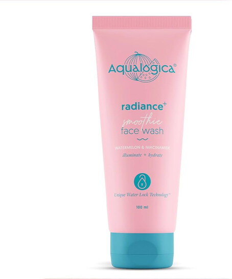 Aqualogica Radiance+ Smoothie Face Wash -100ml