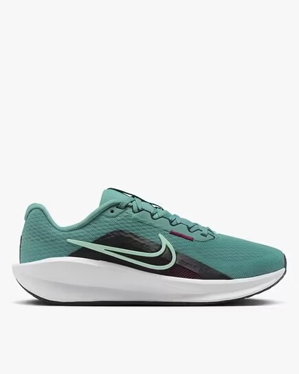 65% Off On Nike Shoes