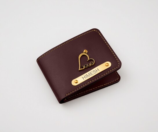 Personalized Men's Brown Bifold Leather Wallet – Customized Name Tag & Metallic Charm
