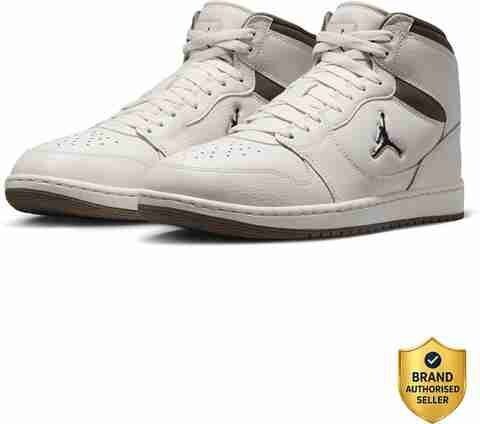 Nike Jordan Court Connect Mid Sneakers For Men at Rs. 4,735 (After Bank Offer)