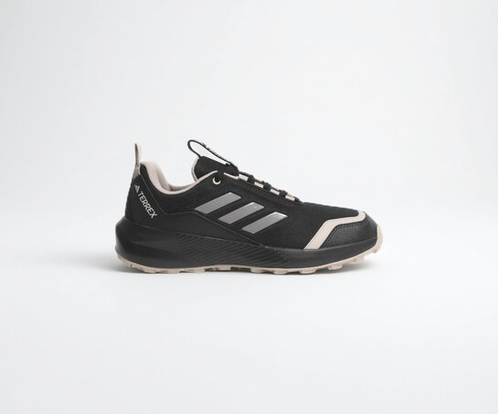 adidas Men Shoes | Tramp Pro 