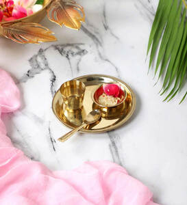 Pepperfry: What the Fry Deals Upto 94% off DIY Grow kit, Serving Platter, Microfiber bathmat & more