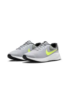 Nike Men Revolution 7 Road Running Shoes - Sports Shoes