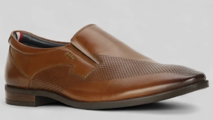 bata Slip On For Men, size 8